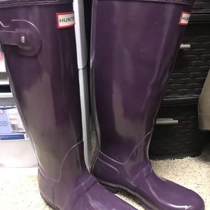Hunter Rainboots (women’s)